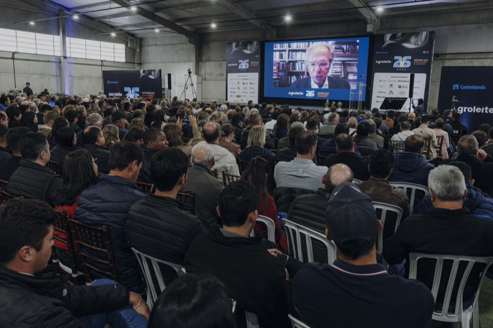 Fóruns, Painéis e Seminários